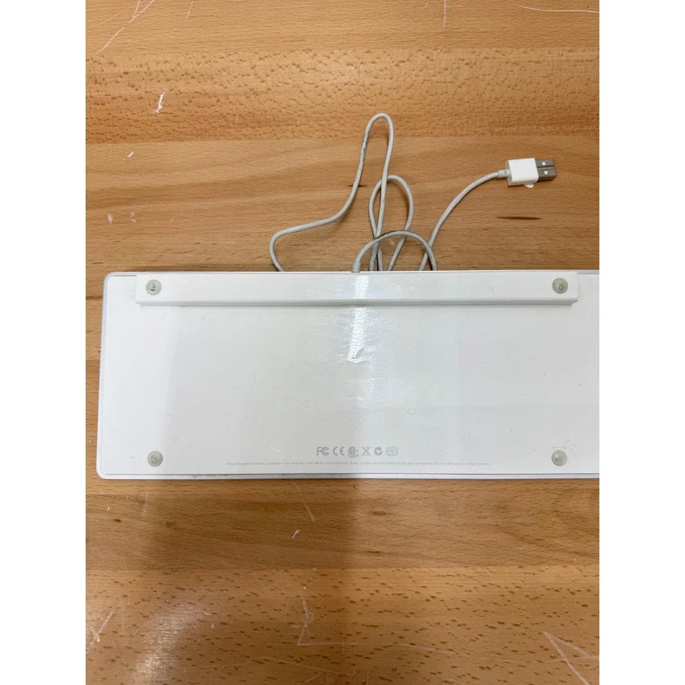 Apple Wired Keyboard A1242 EMC 2159 Silver Aluminum Compact USB Mac Keyboard